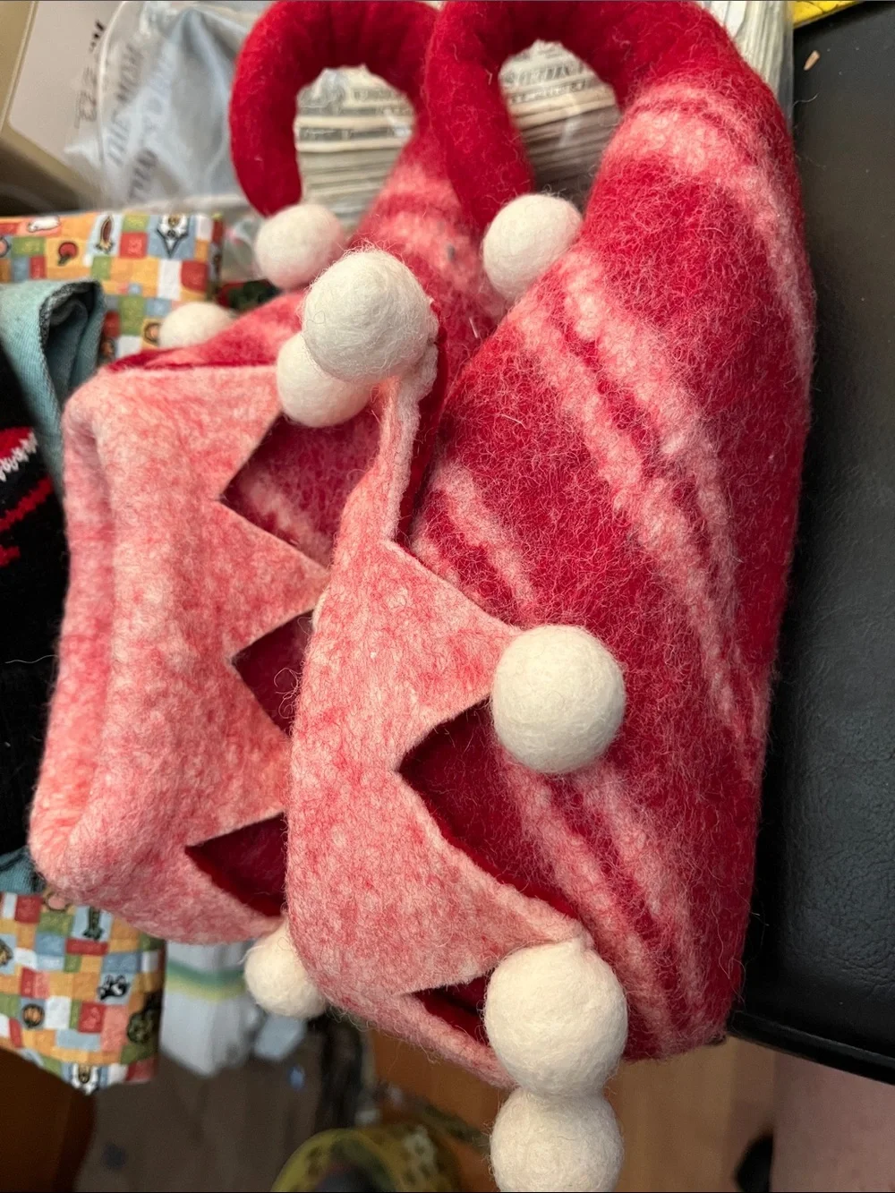 Pink & Red Felt Pom-Pom Wool Elf Slipper